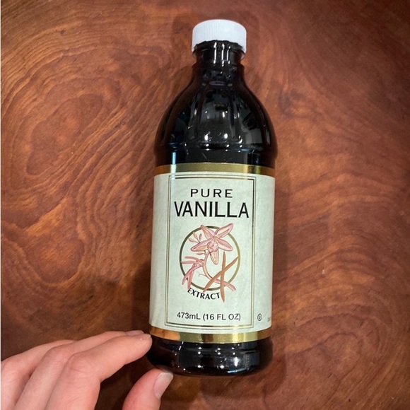 COPY - Set of 4 Pure Vanilla Extract NEW 16 fl ozCostco - Picture 5 of 6